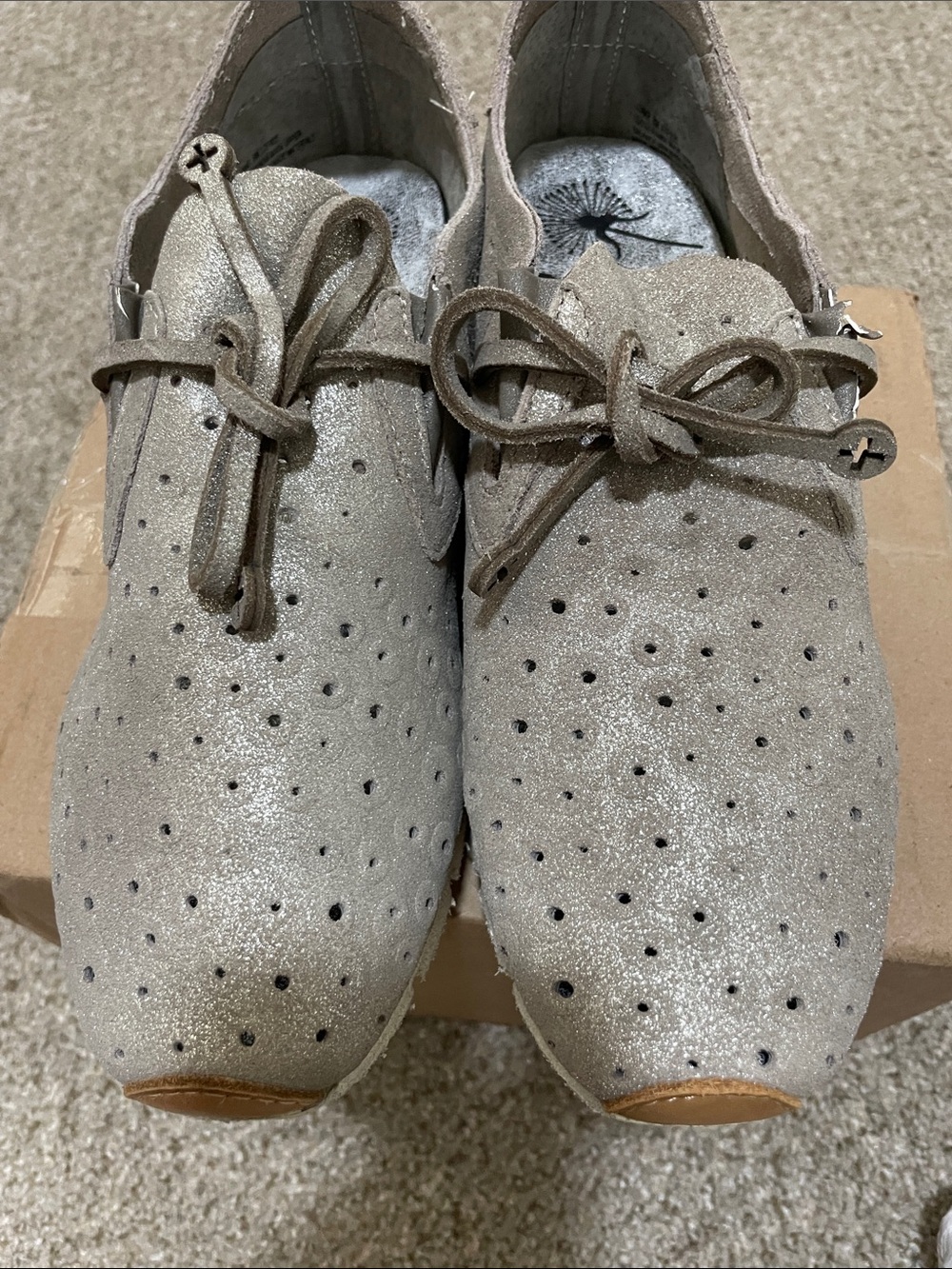 OTBT Women's Metallic Silver Lace-up sneakers size 8